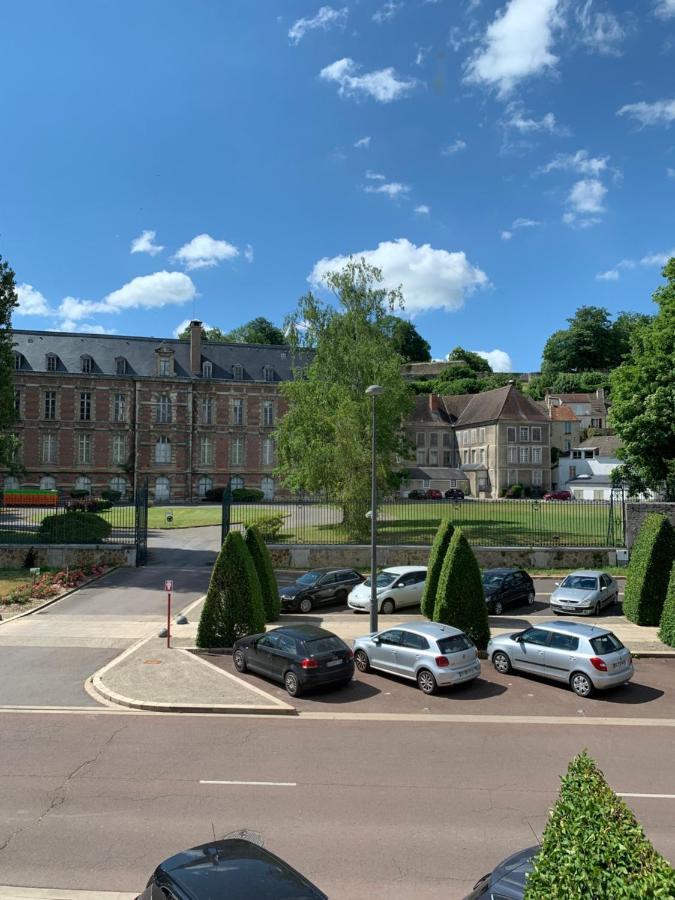 Apartamento Les Remparts De Joussaume Latour Château-Thierry Exterior foto